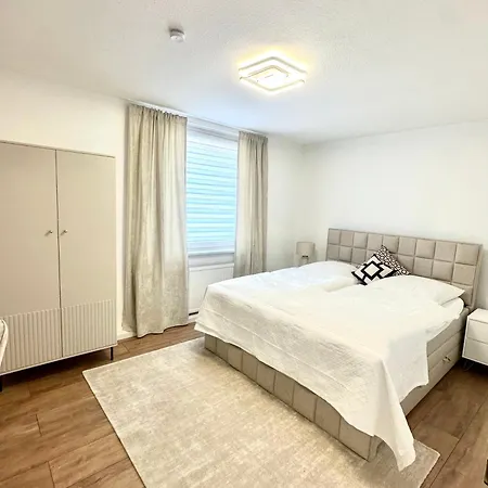 Alana Apartment *